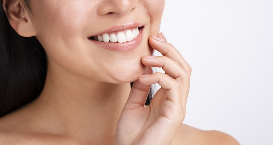 Obtenez un sourire éclatant avec Denta Seal – le dentifrice blanchissant professionnel qui renforce et protège vos dents!